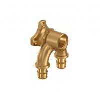 Uponor Q&E латунь водорозетка проходная